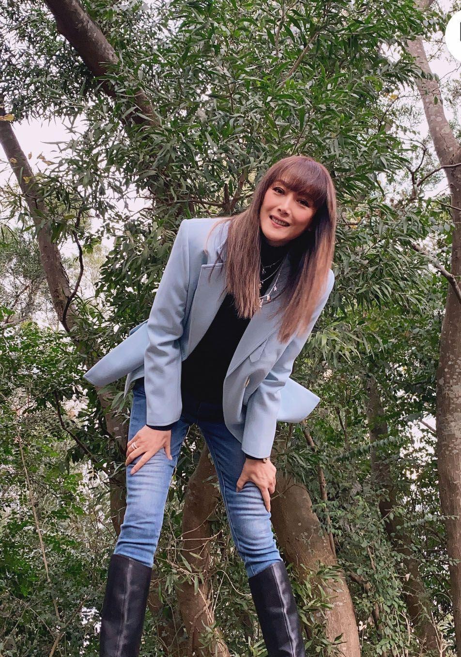 任达华|任达华老婆身材好的没话说！但脸上的状态真实，和53岁年纪相符