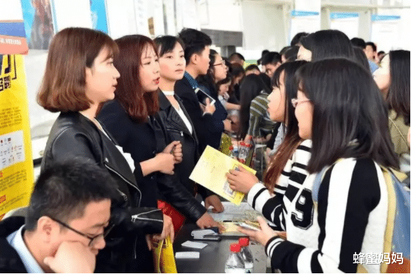 大学生|新一轮“铁饭碗”招聘，安家费和补贴可达50万，值得大学生考虑