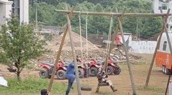 毛骗|《花少4》最新路透曝光，杨幂韩东君上演浪漫剧情，6岁鸿沟不好跨