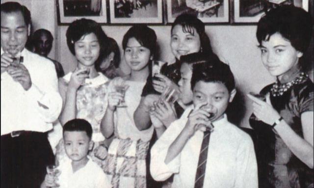 张国荣|1992年,张国荣在庆功宴上放话:你再打她,我就在香港找人收拾你