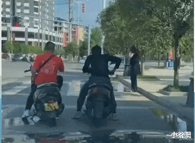 |“马总化腾的女儿又爆出近照，以后谁要是娶了她就不用愁了”