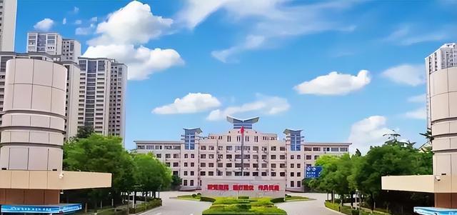 招聘|空军工程大学对外招聘文职,月薪过万有编制,无需笔试面试即可!