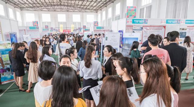 国企|应届生“喜从天降”，又一国企开始招人了，薪资待遇让人很心动！