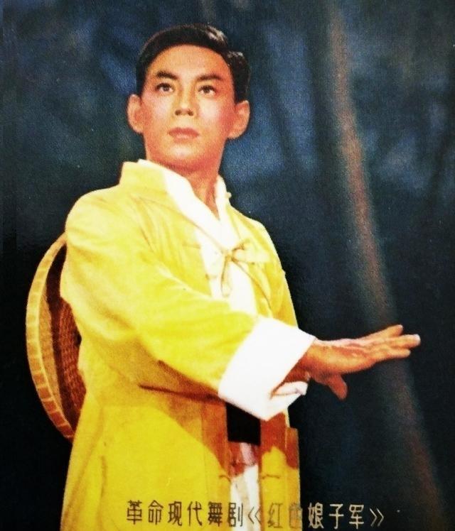 样板戏|样板戏《红色娘子军》中弱化了“阶级斗争”情节,这真的合适吗