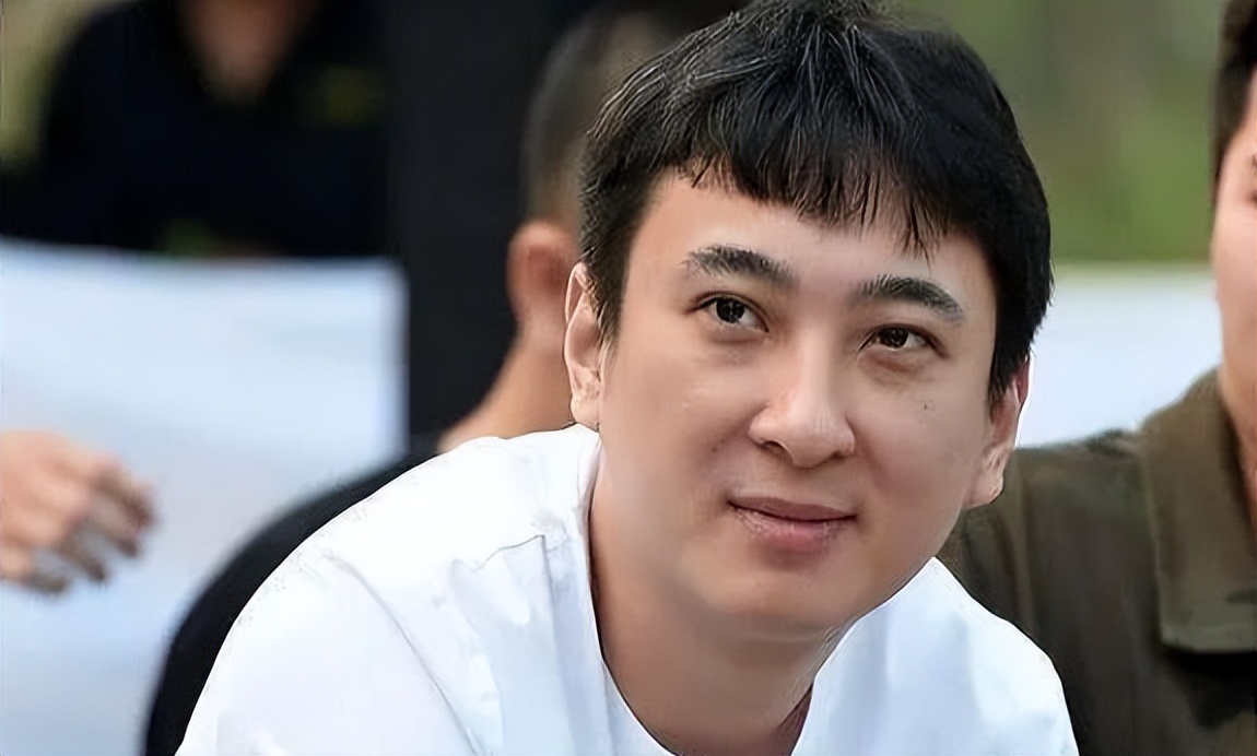 何超欣|“赌王千金”何超欣：公然宣称看不上王思聪，不料反遭王思聪怒怼