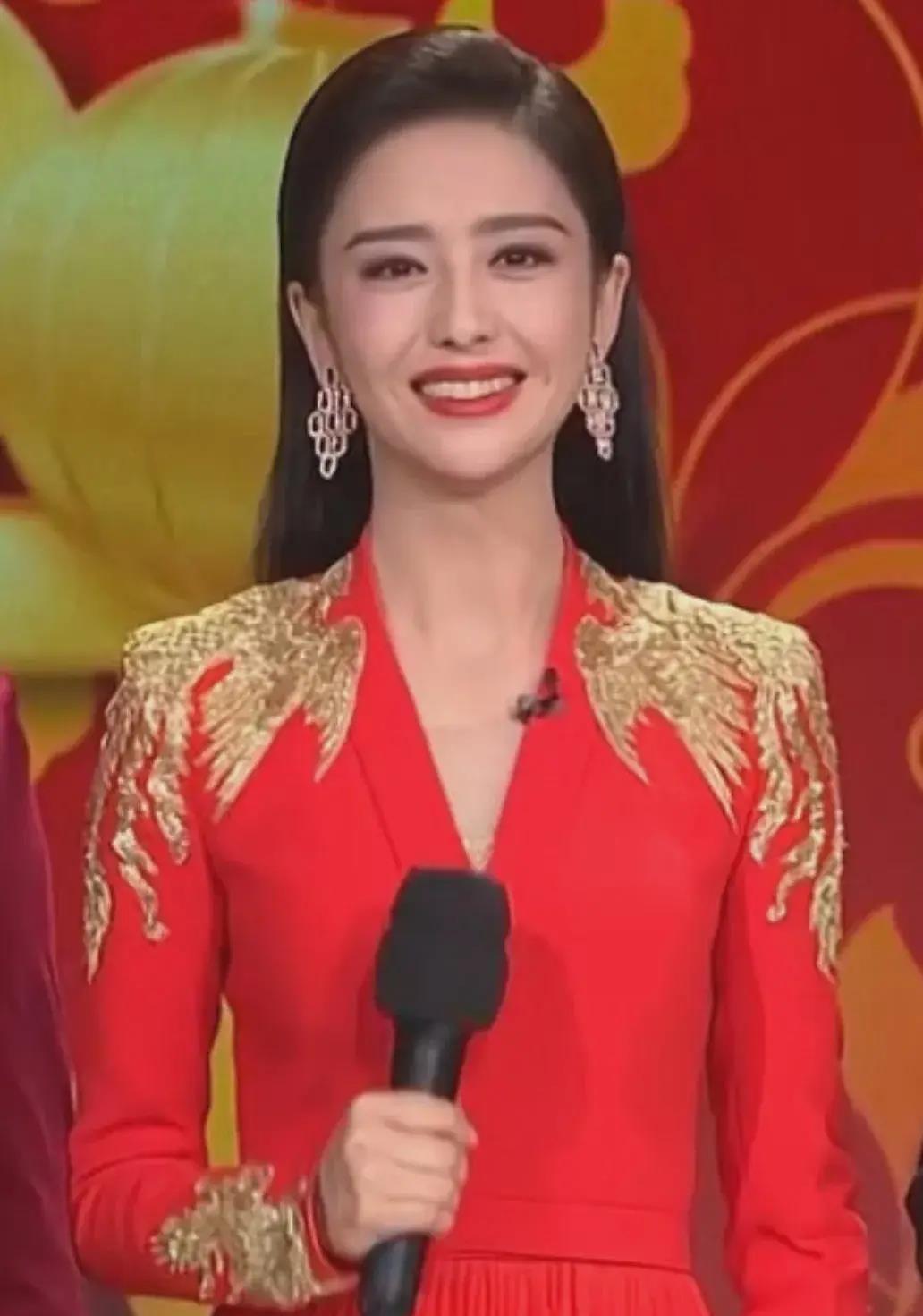 7位“上镜脸”女演员，皮肤干瘪，皮肤黝黑，在荧幕上熠熠生辉，反差极大