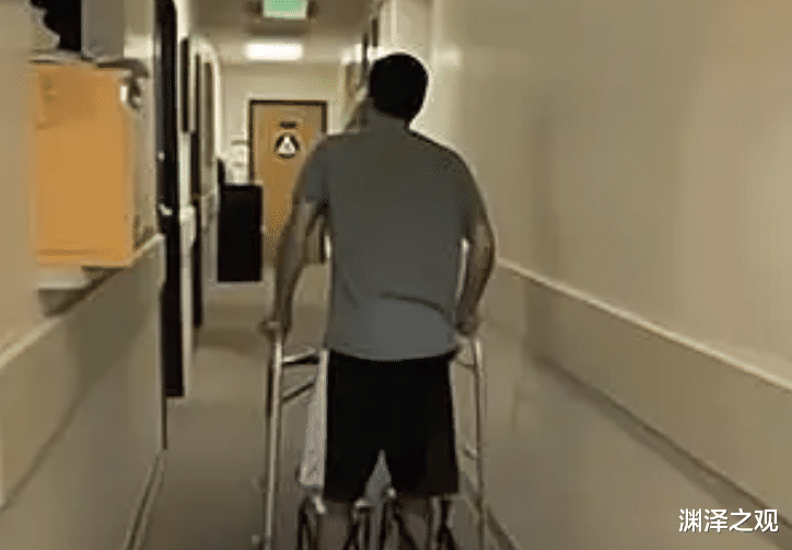 后遗症|当年16万断骨，只为长高7.2厘米的李亚诺，如今只能和后遗症为伴