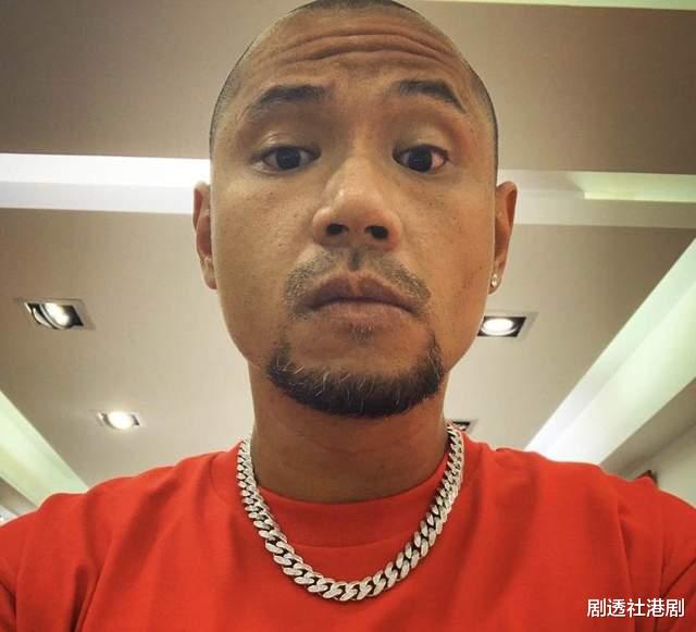 TVB|TVB知名男星丑闻缠身！遭前女友吐槽是人渣，一份炸鸡翅卖40元