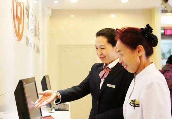 招聘|中国银行公开招聘1万多个岗位，薪资待遇优厚，值得学生们的关注