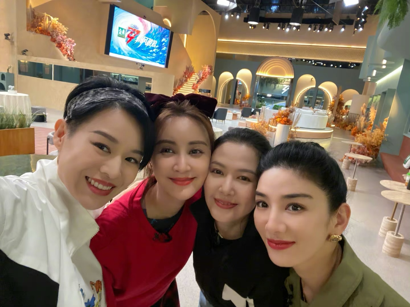 黄奕|黄奕深夜发长文透露心境,曝《浪姐3》选歌原因,向女儿深情表白