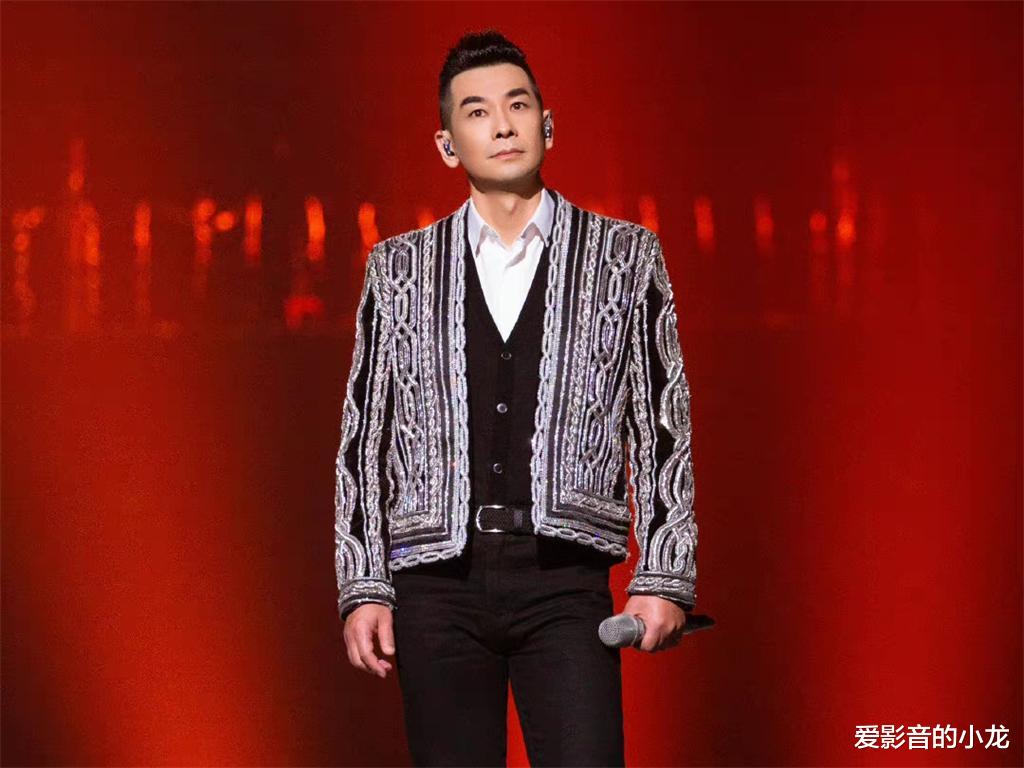 披荆斩棘|刘恺威方逸伦缺席《披荆斩棘》成团夜，赵文卓等初代哥哥惊喜回归