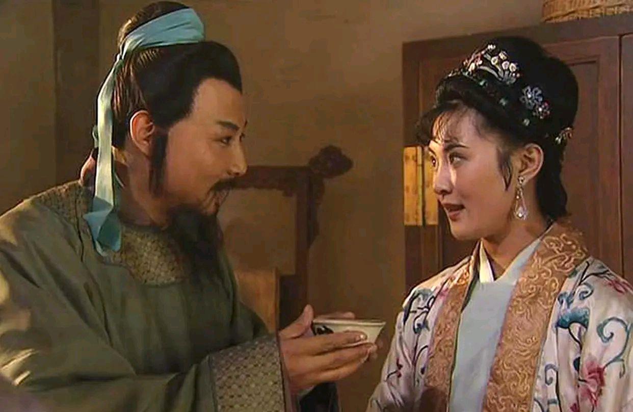 蒋勤勤|98《水浒传》“林娘子”原定蒋勤勤,拍完两场导演执意换她,为何