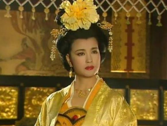 刘晓庆|当年刘晓庆在狱中的念头就是：出去后，我要找背后给我捅刀子的人