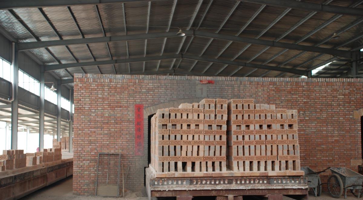 银行|红砖建房农村沿袭千年，为何会被国家禁止？那农民又该怎么建房？