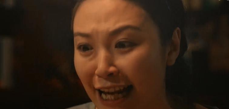 廉政狙击:拜佛求女的洛母,她的慈悲心,被雨天的康复训练打脸了