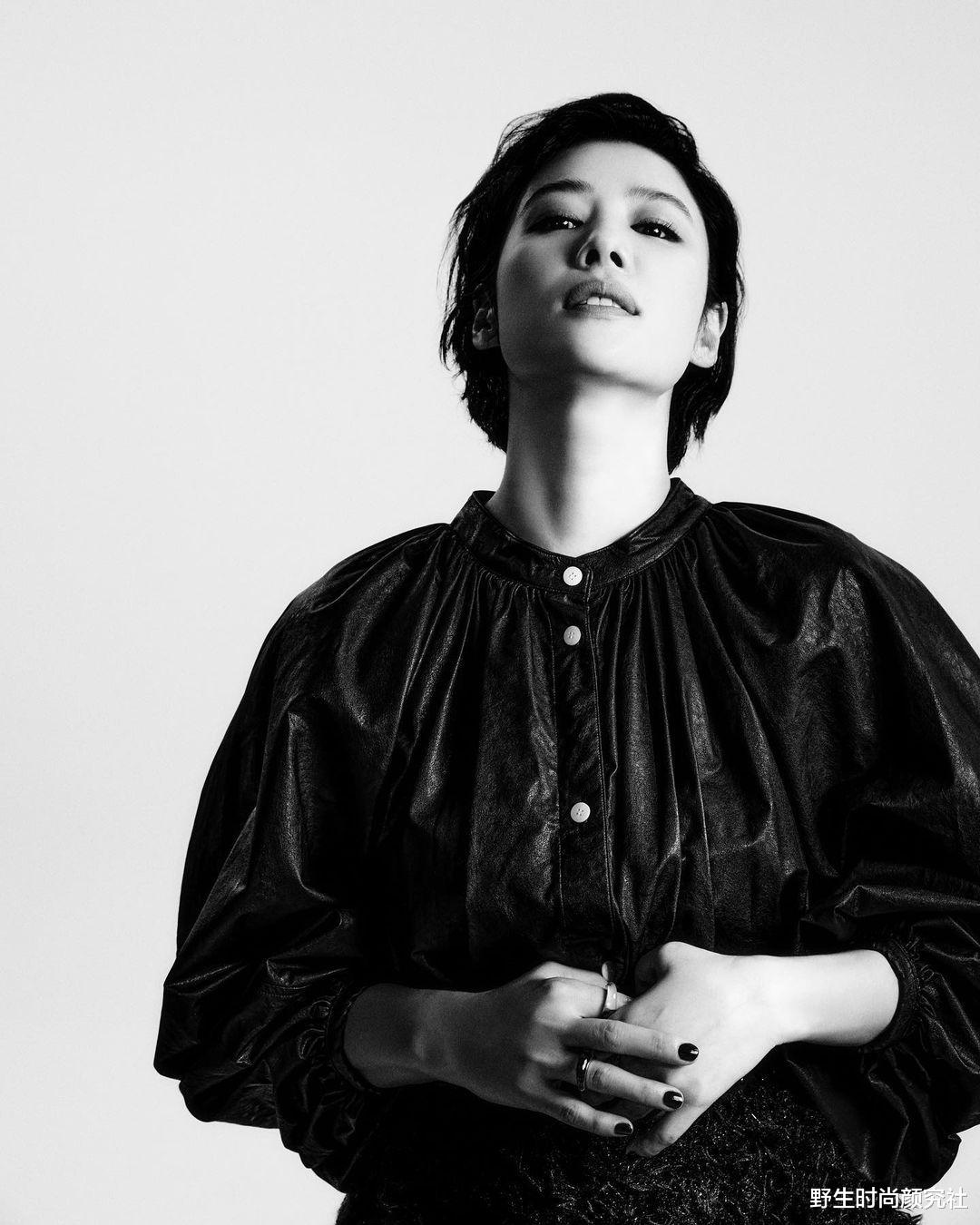 金贤珠|44岁的金贤珠皮肉也太紧实了吧？