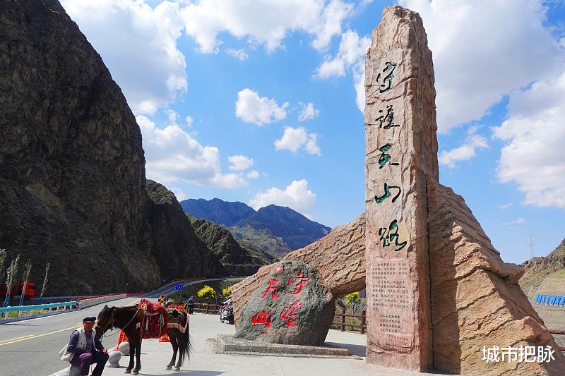 独库公路|新疆独库公路：再这样下去，我不敢以“最美公路”自居了