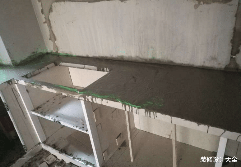 穷小伙自制瓷砖橱柜，省钱又耐用，完工后被邻居纷纷称赞！