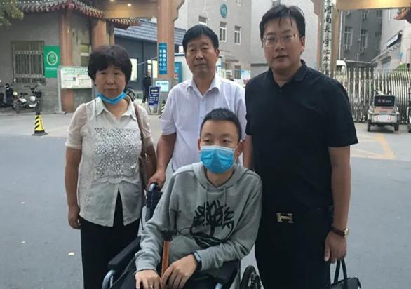 九江|杜方主播去九江三院,北海舅舅直播也说许妈和姚爸结婚证是假的