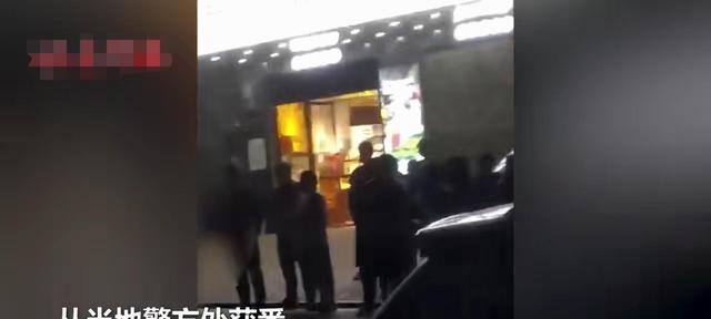 湖南:聚餐起争执,一男子杀死多年好友,一女子趴地痛哭