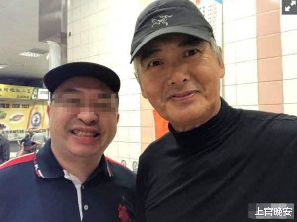 梁家辉|内地明星被捧上天，港星却随便出门溜达，逛地摊、去菜市场