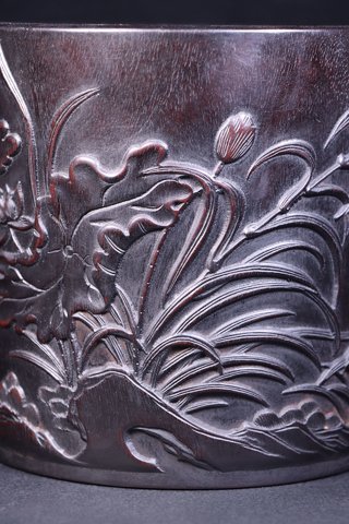 鸳鸯|老紫檀木雕“和合鸳鸯”文房笔筒。