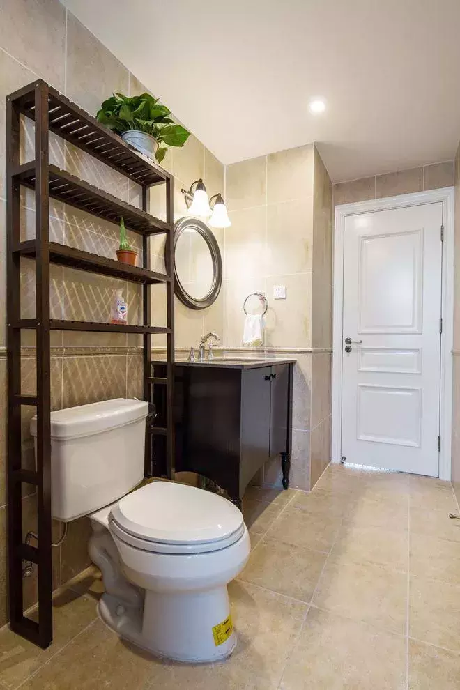 卫生间里多了一个,小户型也能多出3平方