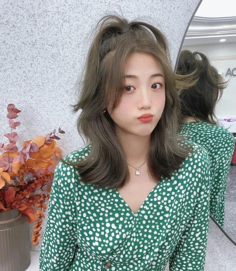 穿衣搭配 2月发型怎么做？选来选去我看好这14款，还是烫发最时尚