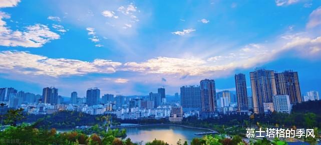 云南旅游|贵州有4座被低估的避暑县城,人少风景美消费低,适合夏天游玩小住