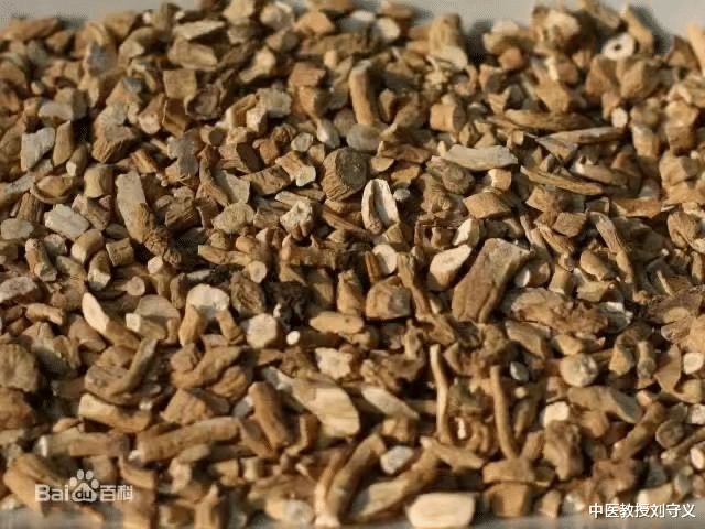 咽喉肿痛|每日一味抗癌中药——板蓝根，家家必备，治疗咽喉肿痛的良品