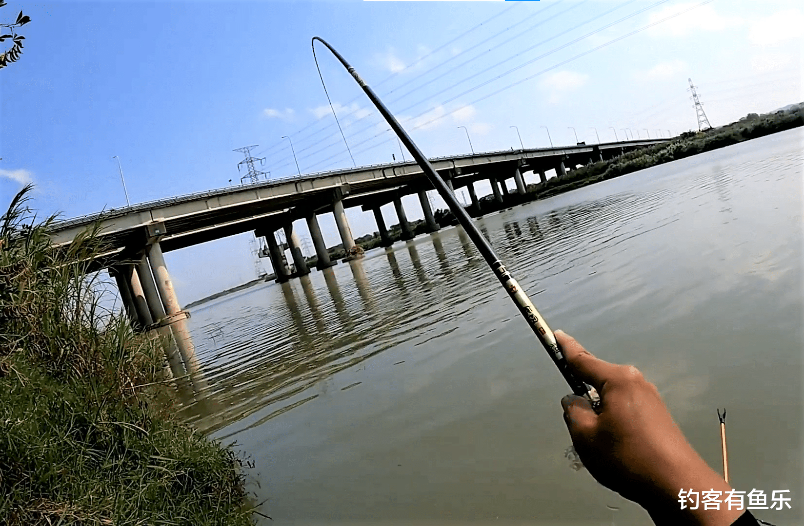 饵料|新手钓鱼不会调漂，还不如直接使用重铅沉底钓法垂钓