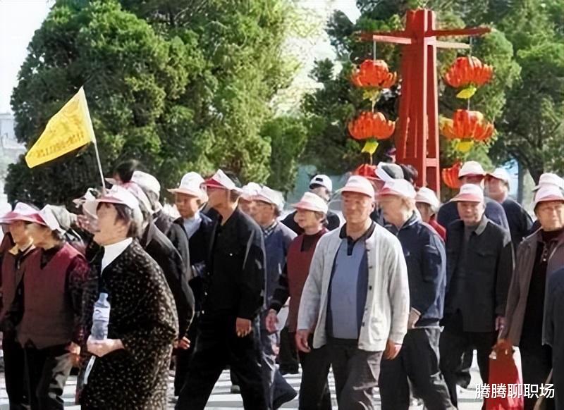 退休|2022人口老龄化再度升级,60岁高龄员工重返工作岗位:中国将出现一波白发工作热潮