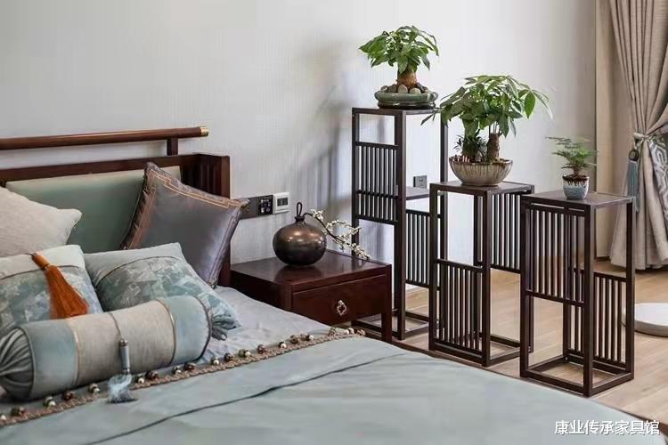 新中式卧室设计:内敛质朴、舒适实用