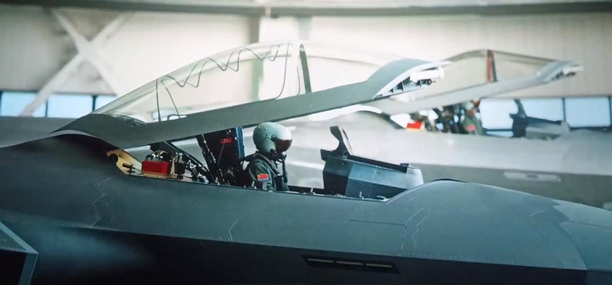 |看完王一博《长空之王》预告，中国空军片拍成这样，我一万个服气