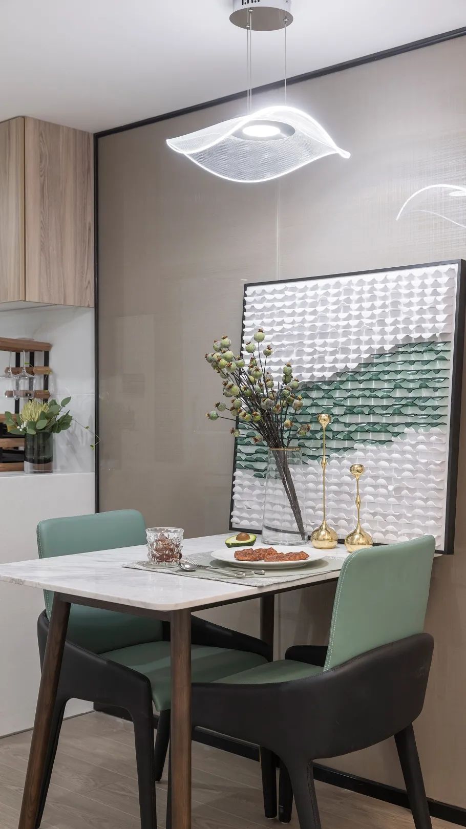 轻奢风复式，才是年轻人的家