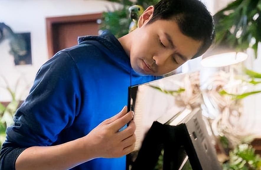 王昱珩|“鬼才之眼”王昱珩一战成名三战封神，助警察成功破案，后来怎样