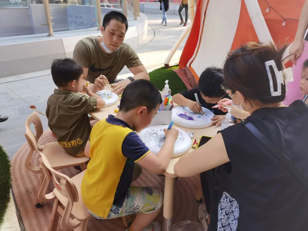 露营|帐篷集市、乐队嗨唱、运动潮流……足不出沪get假日新体验