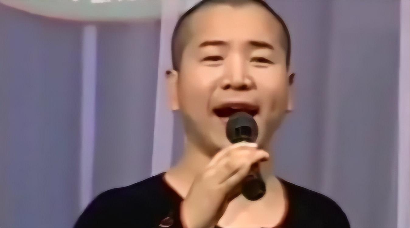 王小利|王小利：与相伴7年的发妻离婚后，转身娶小11岁李琳，他怎样了