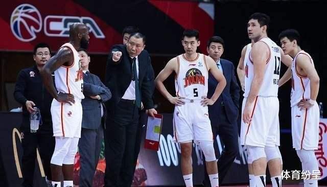 上海男篮|李春江摊牌了，203cm内线被上海男篮弃用，或加盟巨人杀手！