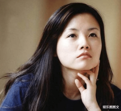 戴娆|歌星戴娆：35岁嫁清华学霸，是完美的贤妻良母，结婚十多年生俩娃