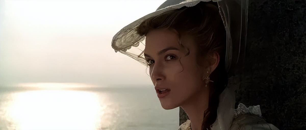 加勒比海盗|电影《加勒比海盗1》中的凯拉奈莉特才十八岁