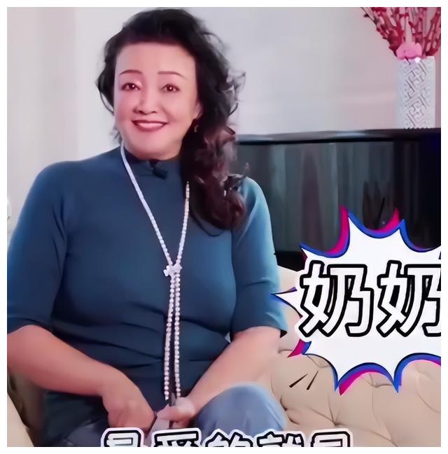 张兰|张兰删除回应大S声明,晒孙子给做的头像,箖箖眼中的奶奶好慈祥