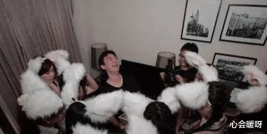 王思聪|豪过王思聪!秦奋19岁妹妹“壕无人性”, 网友:土豪中的战斗机