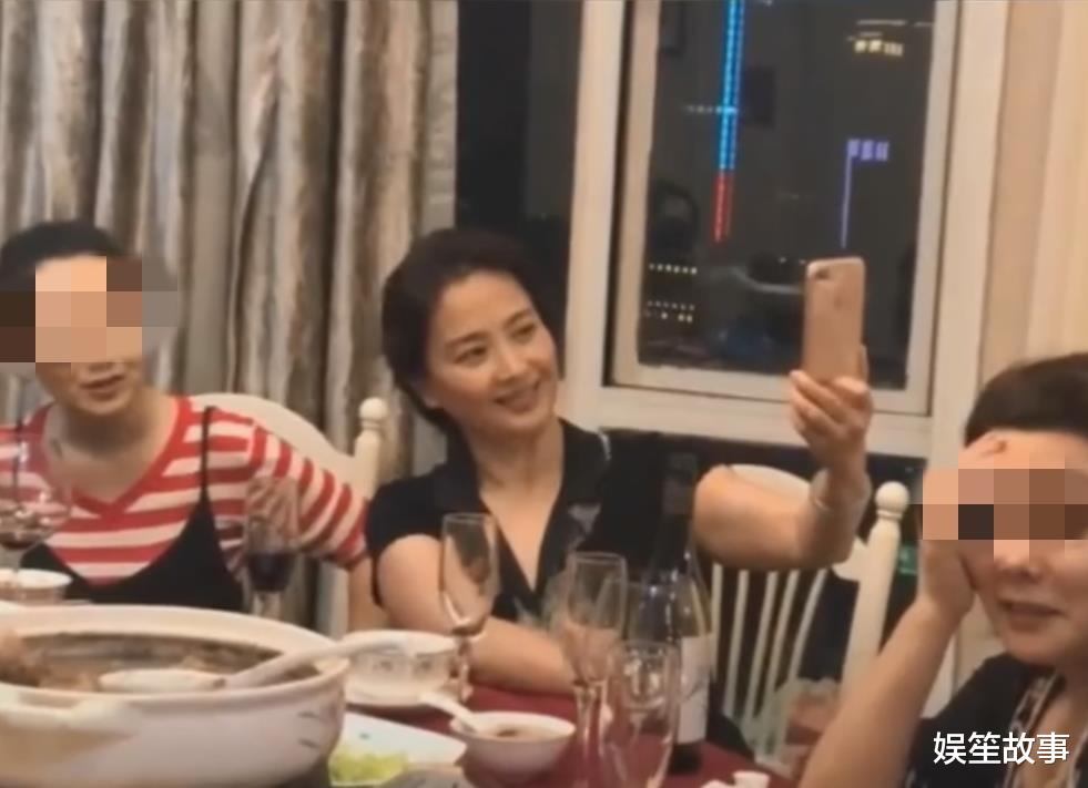 曾黎|刘亦菲的妈妈刘晓莉：同样美若天仙，却为了女儿牺牲太多了