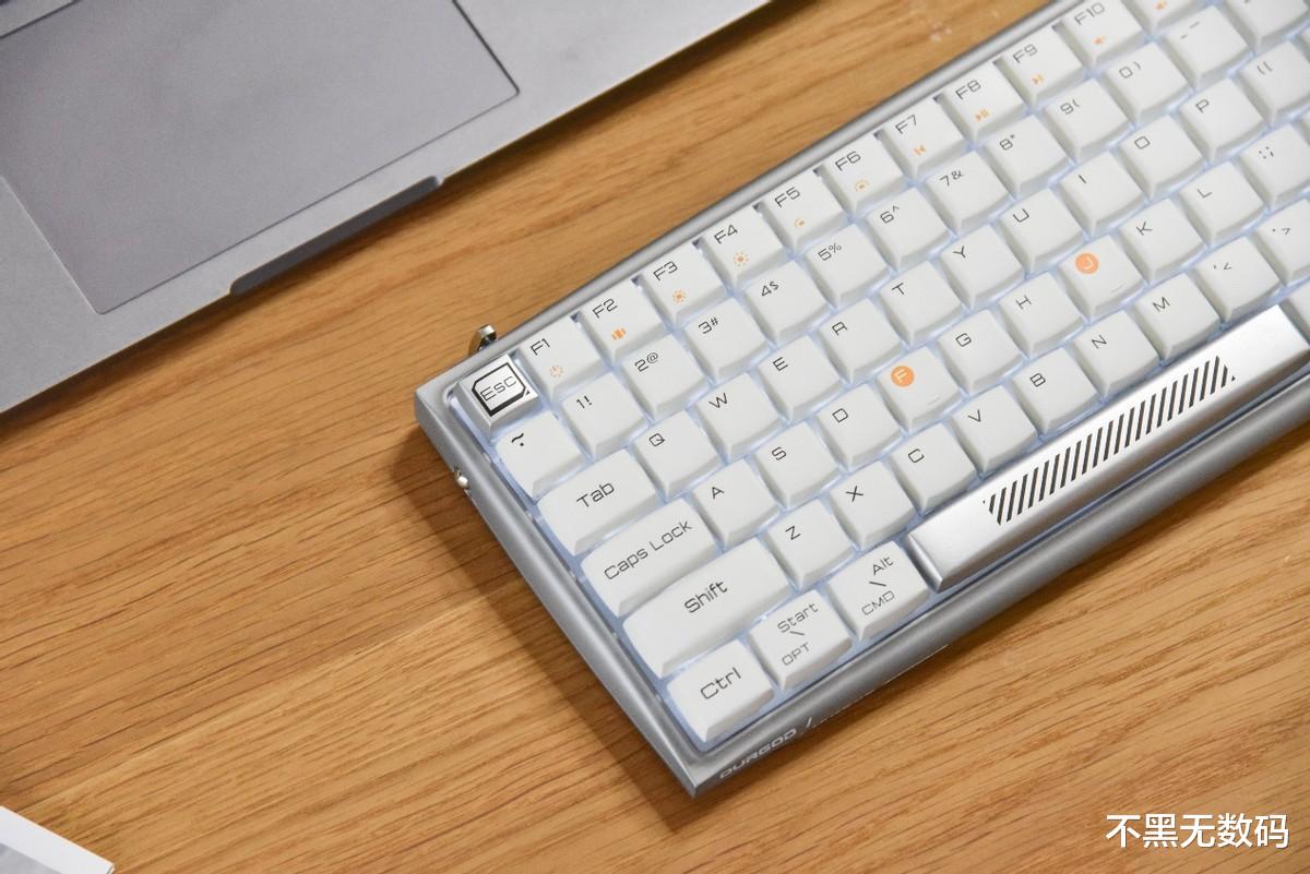 机械键盘|杜伽再推新品，主打年轻的Hi Keys看点多，蓬松吐司键帽太有爱了