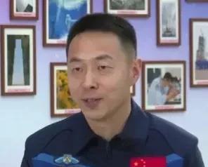 蔡旭哲|王颜晴和蔡旭哲是模范夫妻:期望化作一只小燕子,伴随丈夫一起飞