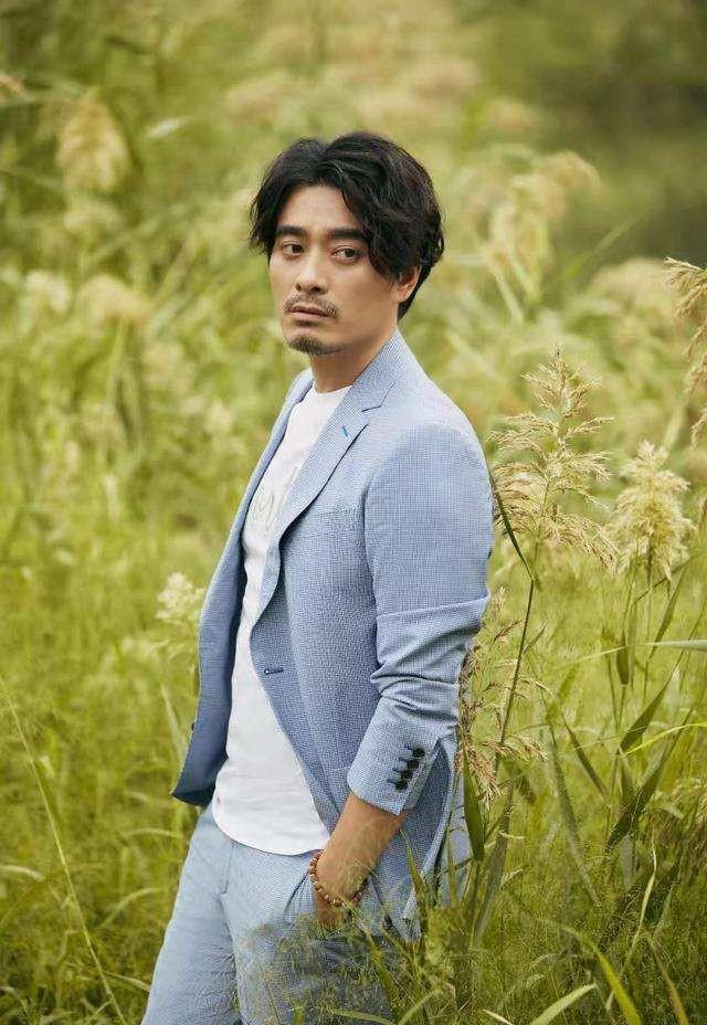 宋佳|小宋佳:恋情一段接一段,41岁却依旧待字闺中,她在追求什么?