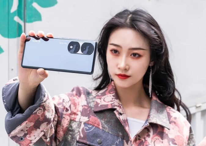 互联网大会|购买荣耀70Pro+，赠送荣耀手环6、享24期免息