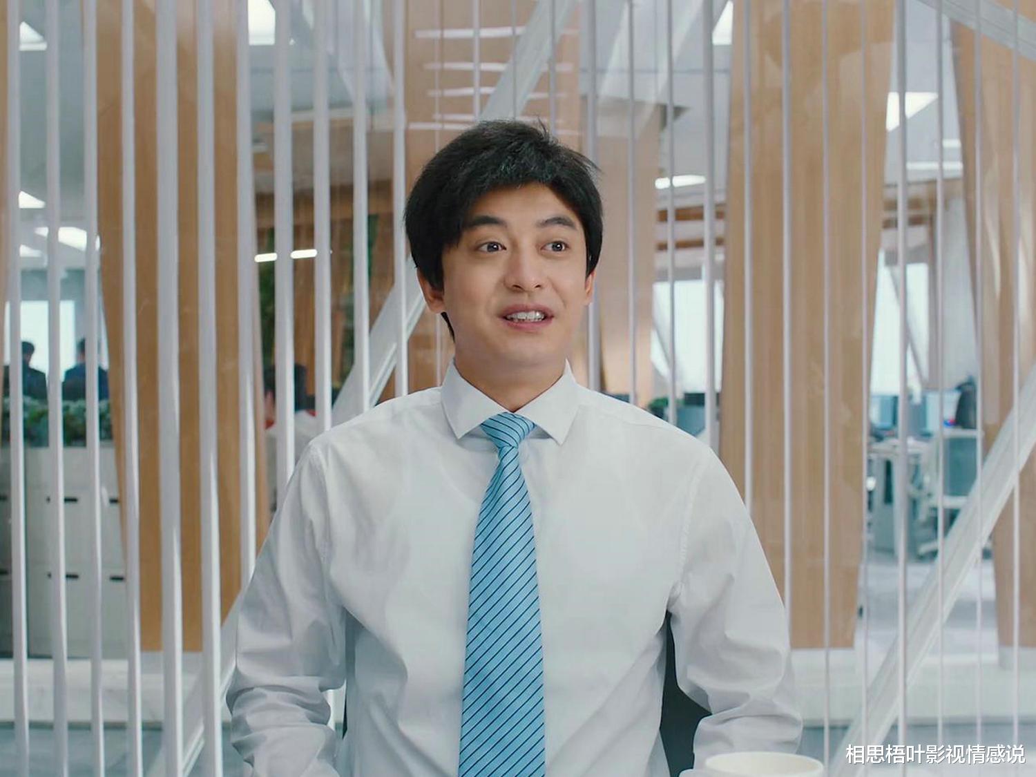 破事精英|《破事精英》开局：本以为是笑点满满，却不想会痛哭失声