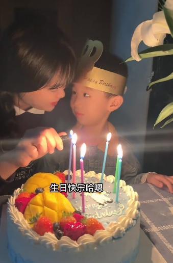 小三|樊小慧老公出轨细节被扒，给小三买豪车宝马，小慧却在家卖盒饭